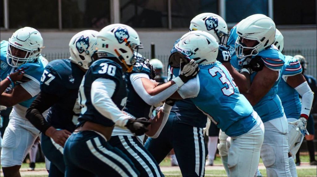 Lobos Plateados vs Centuriones