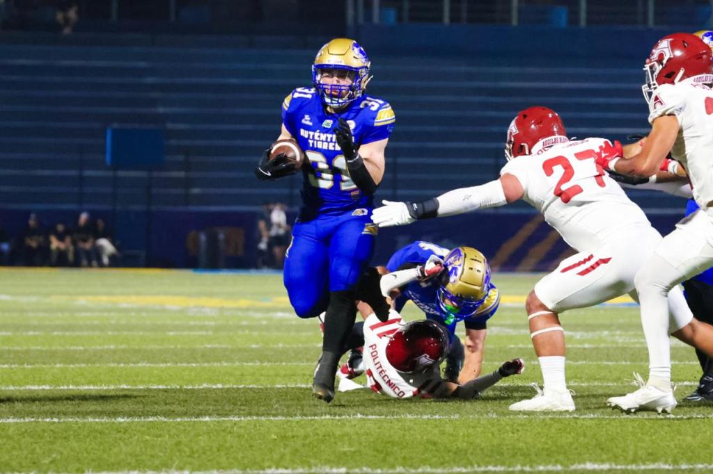 Autenticos tigres Vs Aguilas Blacnas